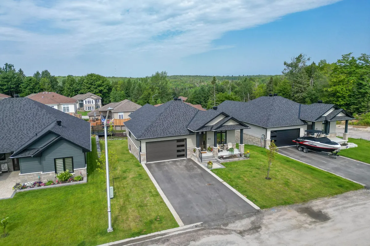 37 Silver Maple Lane, ON P1C 0B5