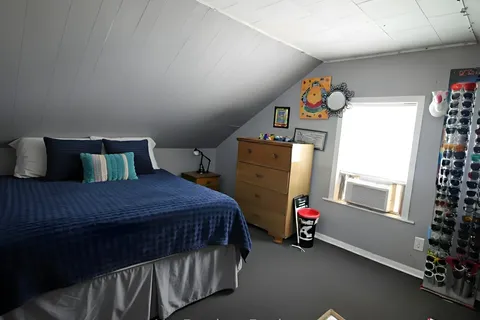 34 Queen Street, ON N0C 1H0