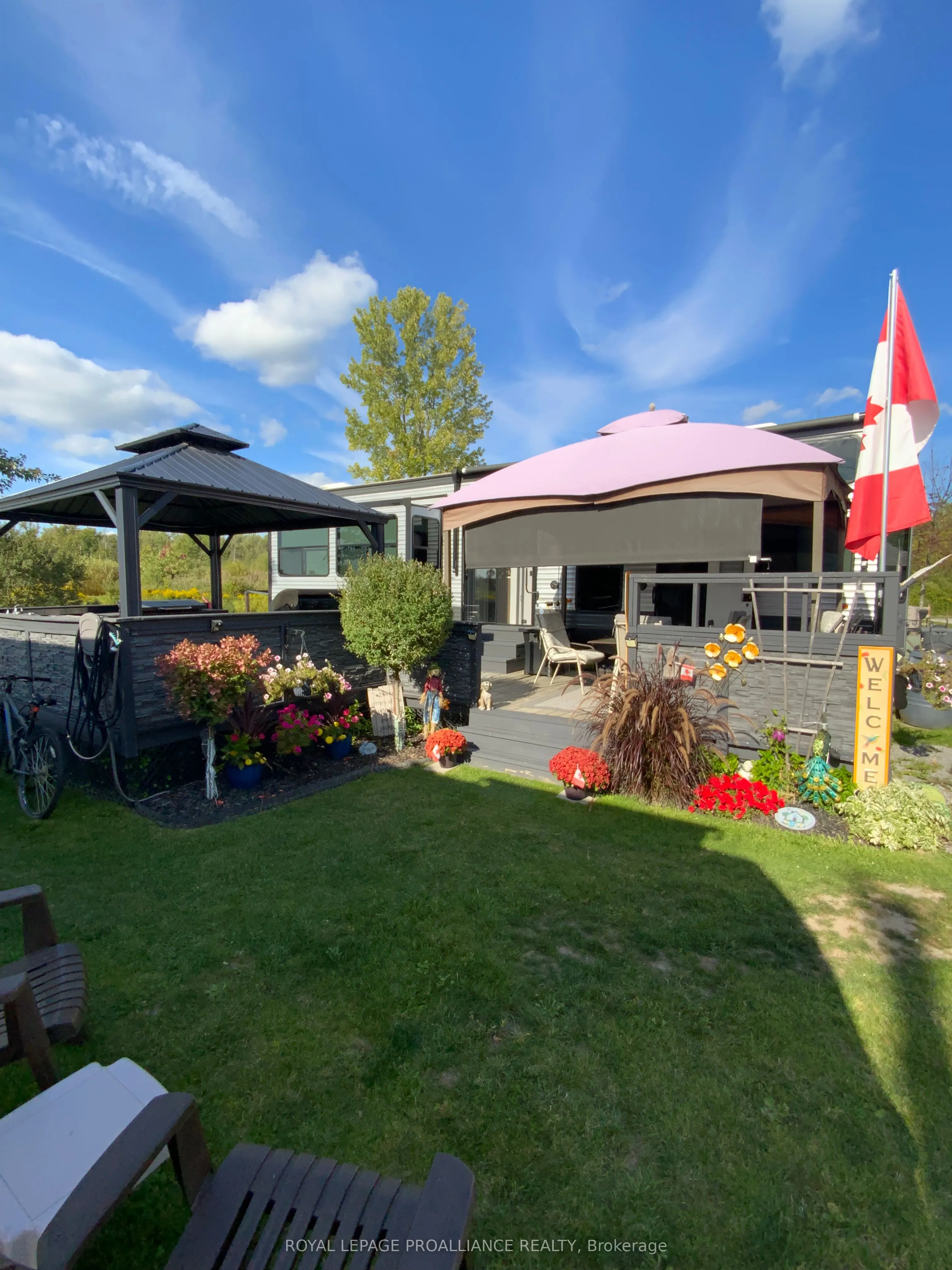 9 Island Park N/A, ON K0K 2C0