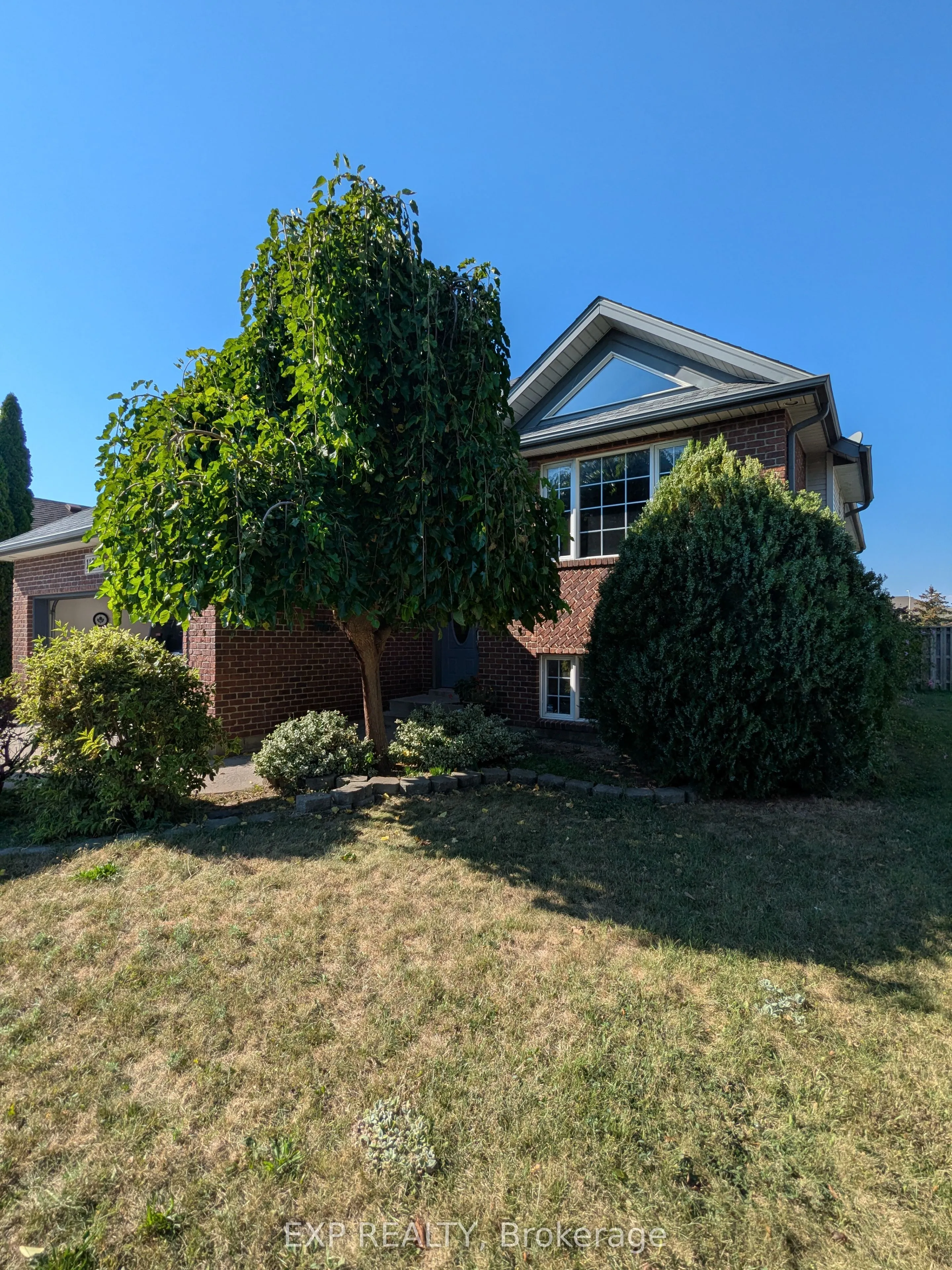 11209 Ancona Crescent, ON N8R 2K2