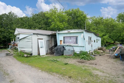 9715 County Road 2 Road, ON K7R 3L1