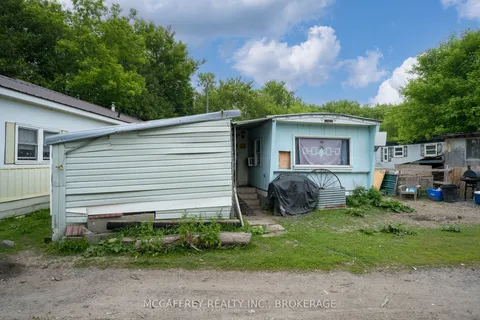 9715 County Road 2 Road, ON K7R 3L1