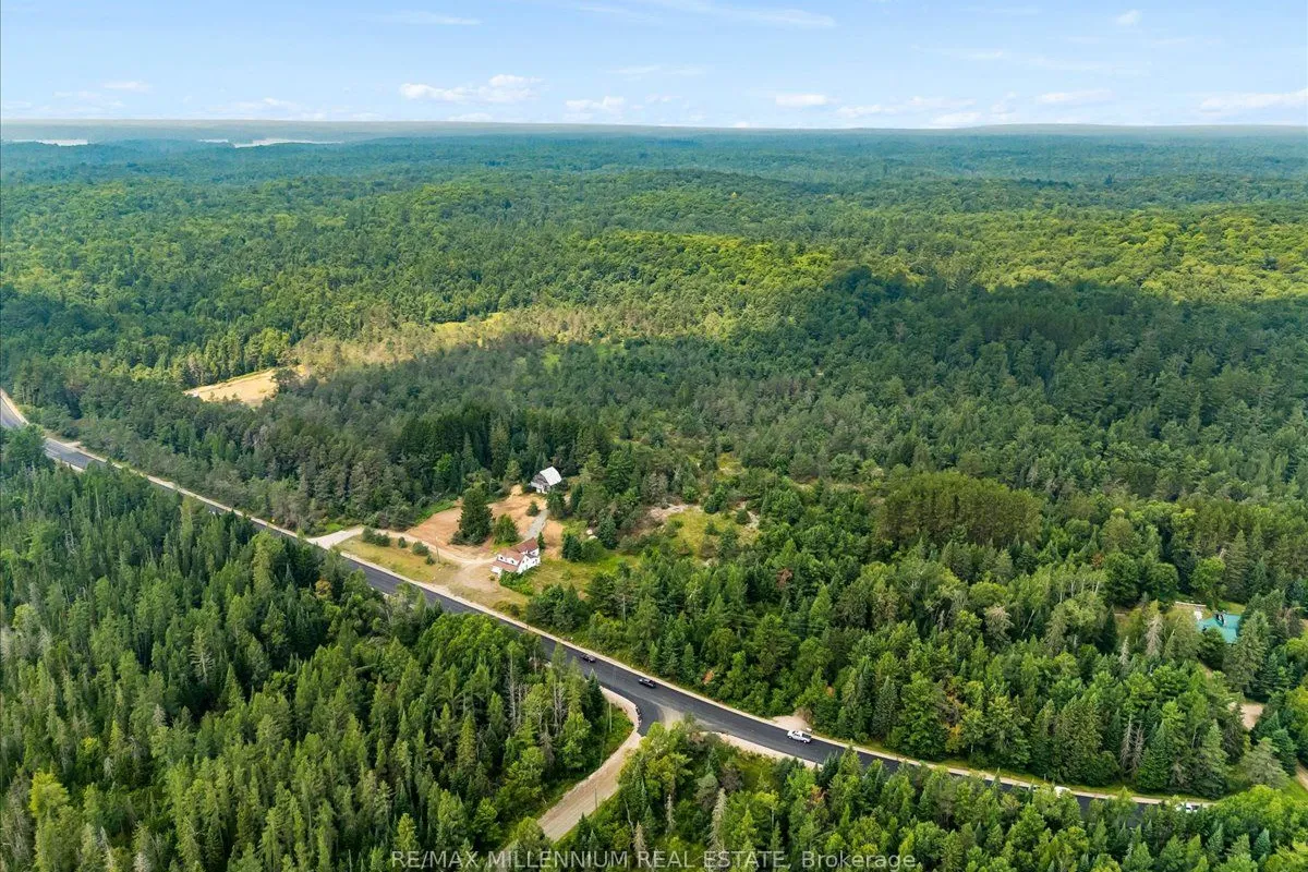 3529 Highway Highway, ON P1L 1X1