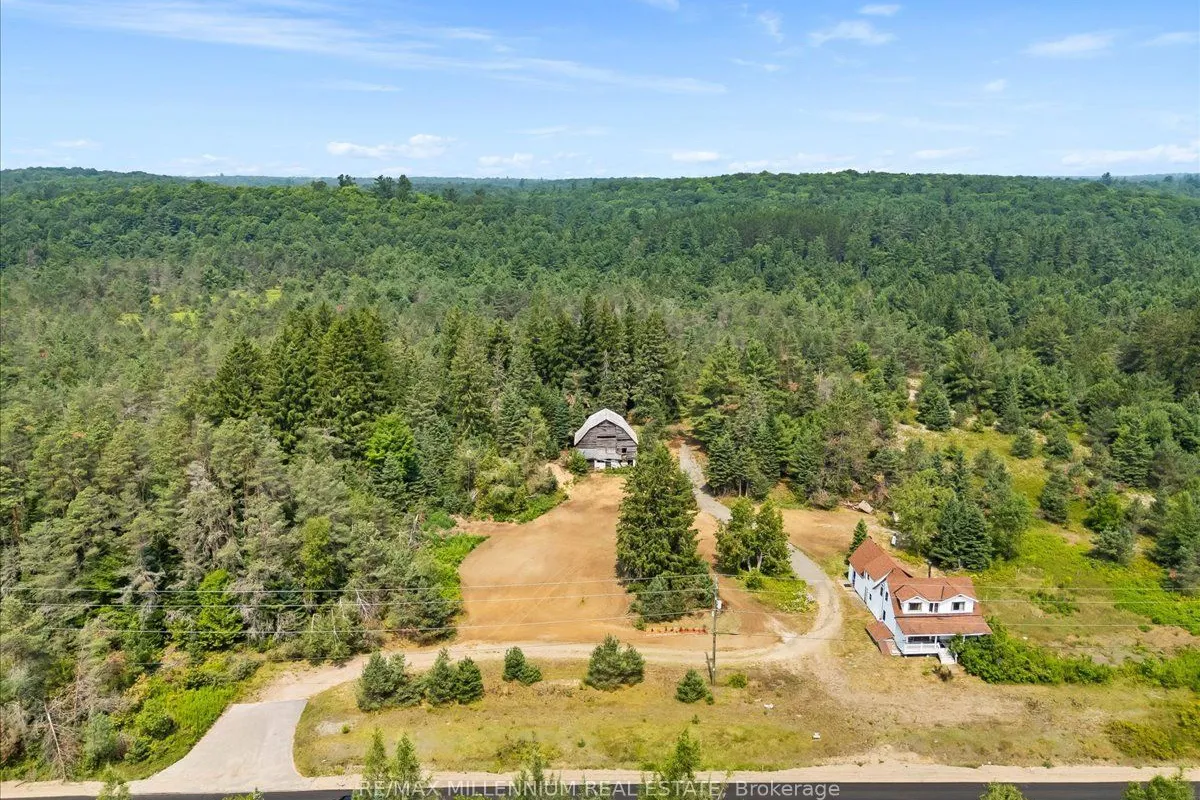 3529 Highway Highway, ON P1L 1X1