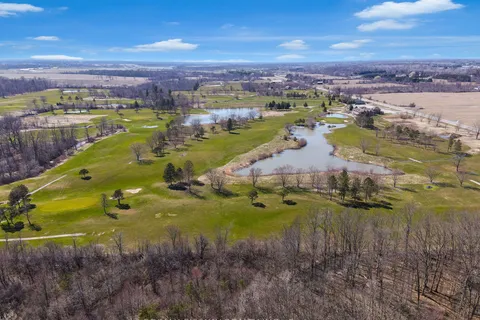 27 Monarch Street, ON L3C 0E6