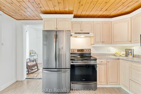 396 Mary Street, ON N0H 2T0