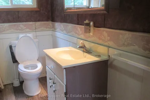 140 Sunset Beach Road, ON N0H 1B0