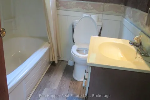 140 Sunset Beach Road, ON N0H 1B0