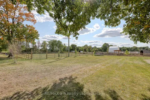 1 Etonia Road, ON N0J 1V0