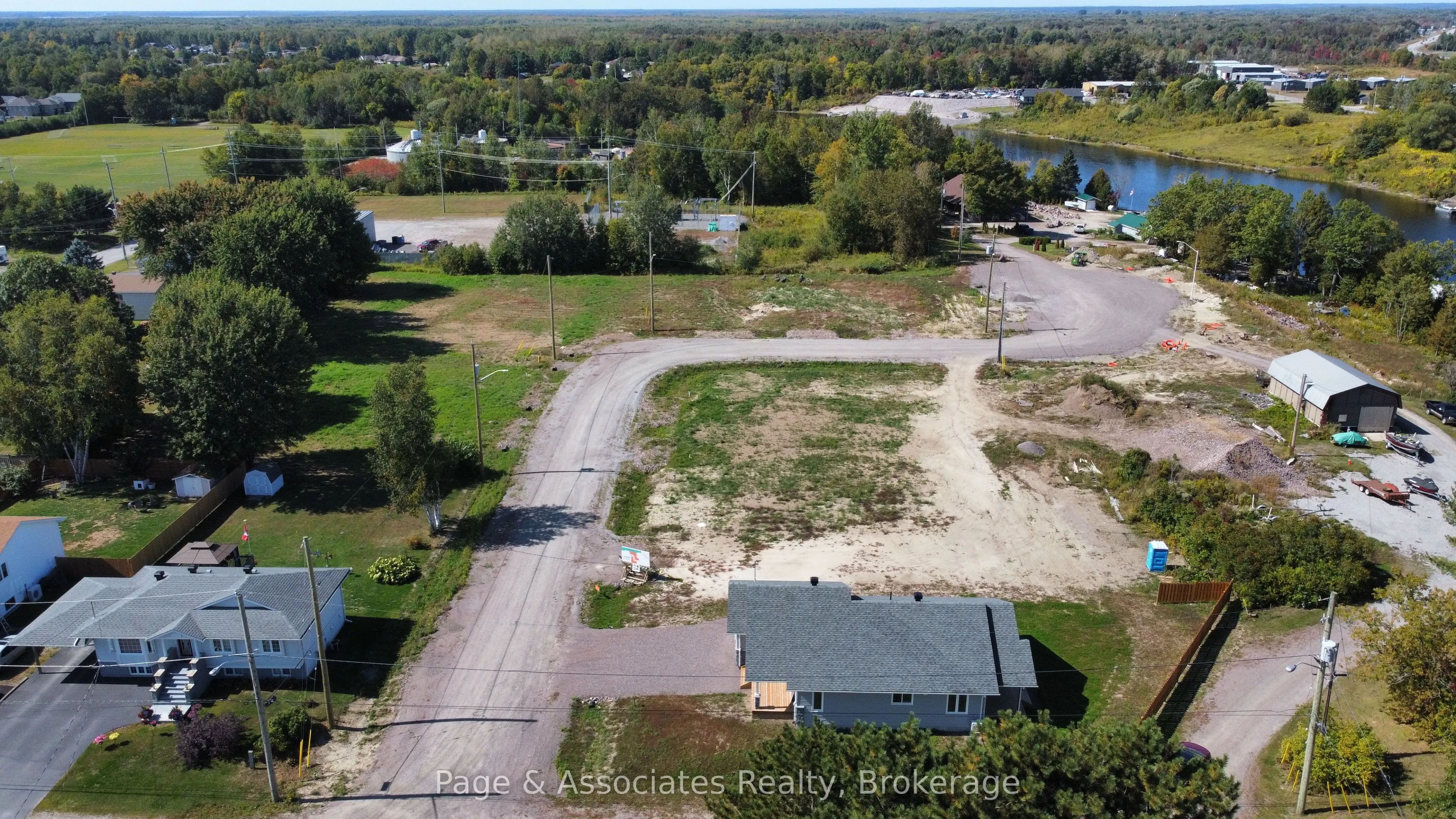 7 Moon Court, ON P2B 2E7