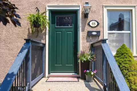 48 Hodgkins Avenue, ON L2V 1M1