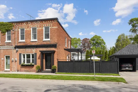 272 Ridout Street, ON L1A 1P5