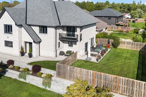 5 ZEPHYR Heights, ON P1B 8G2