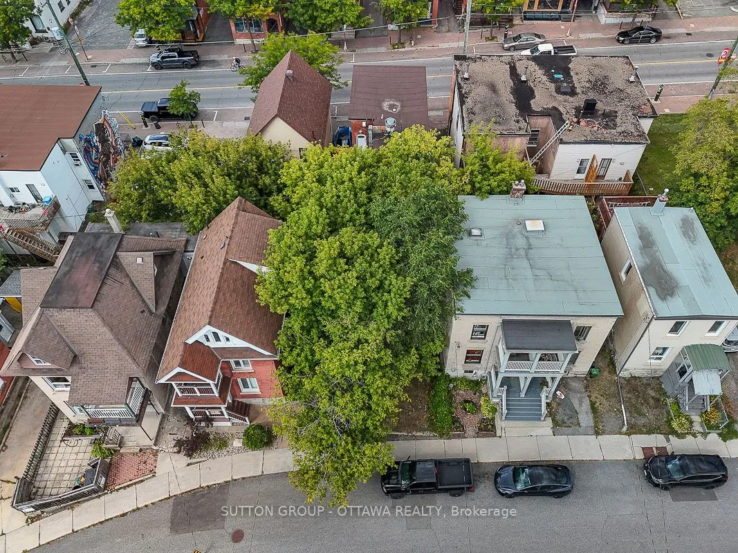 133 Eccles Street, ON K1R 6S7