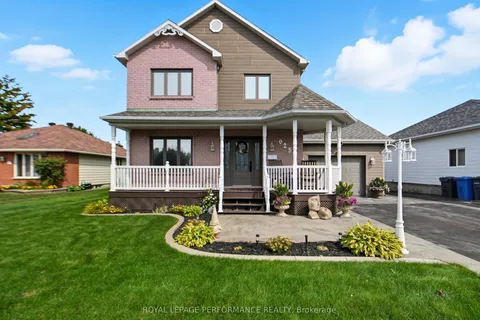 925 Royal Avenue, ON K6A 3K2