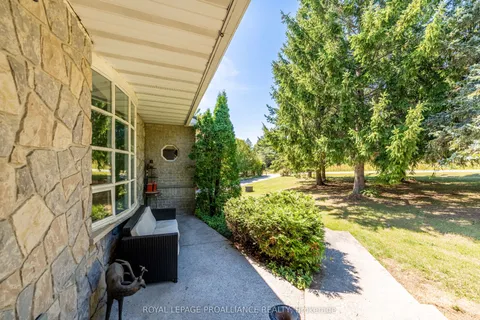 2331 Division Street, ON K9A 0T9