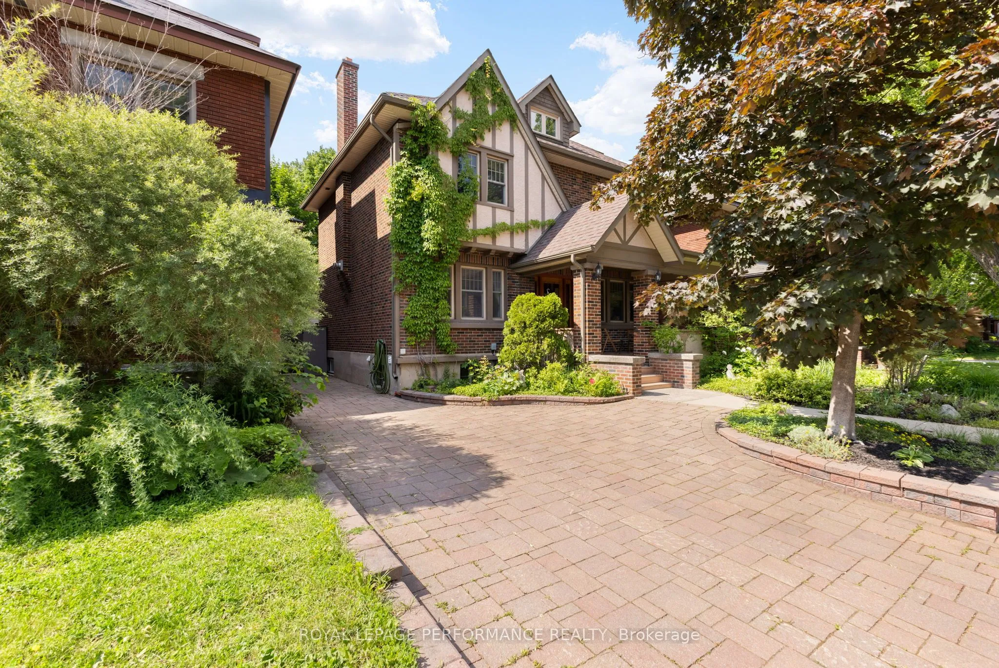 345 Third Avenue, ON K1S 2K4