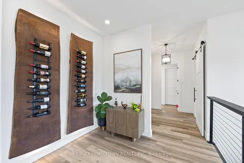 5 Shoreside Way, ON K6V 5T1