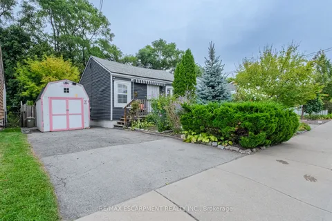 5 Dalhousie Avenue, ON L8L 3J4