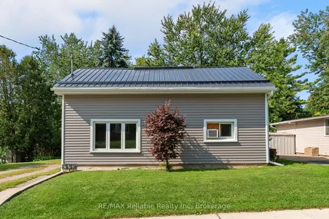 332 James Street, ON N0M 1L0