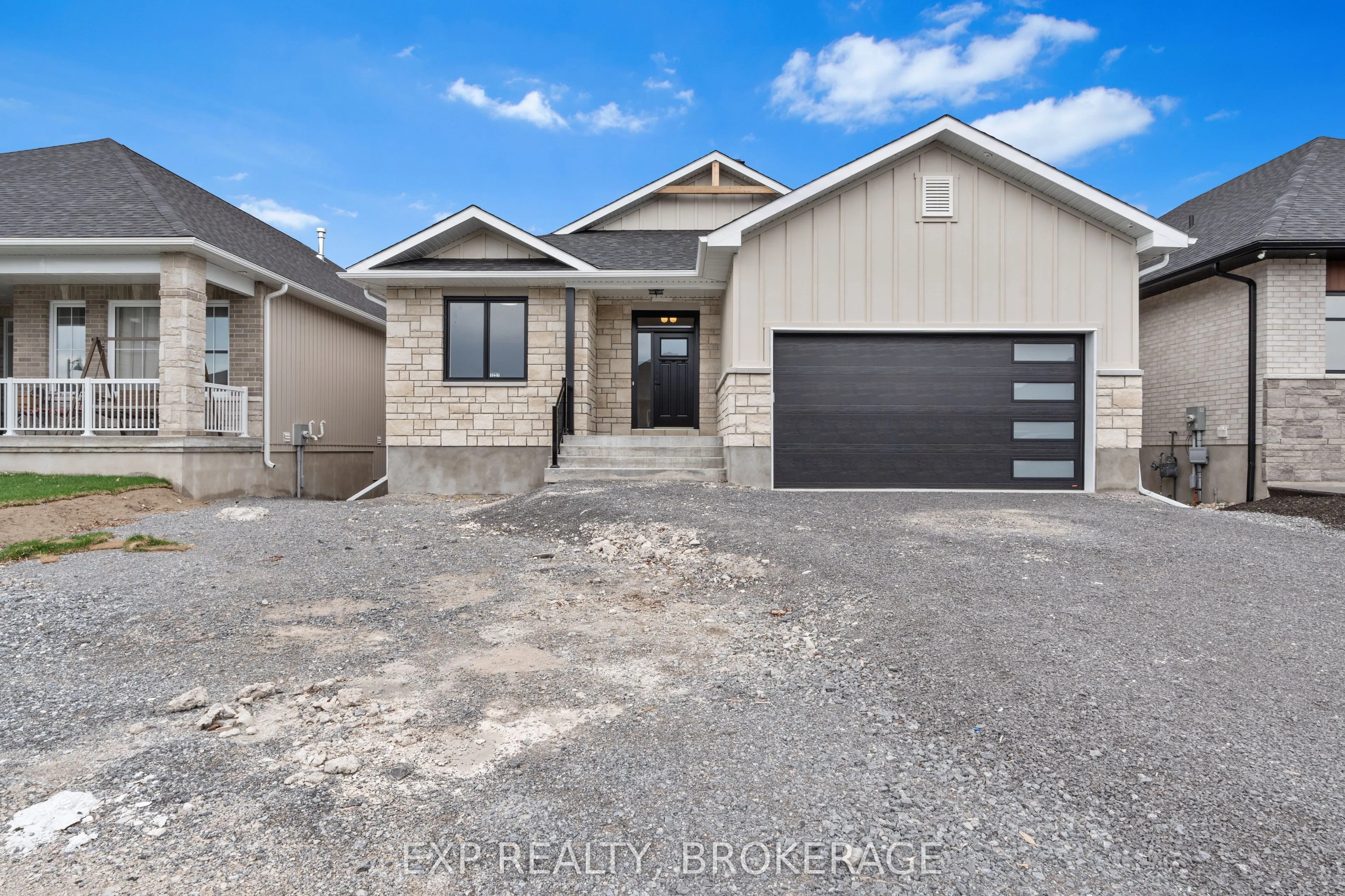 1257 CARFA Crescent, ON K7P 0M7