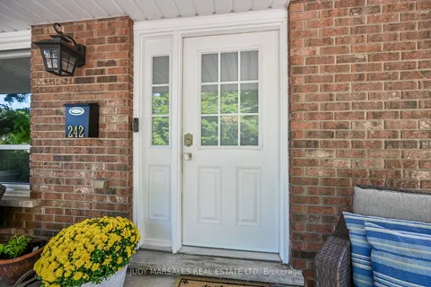 242 Macnab Street, ON L9H 2K3