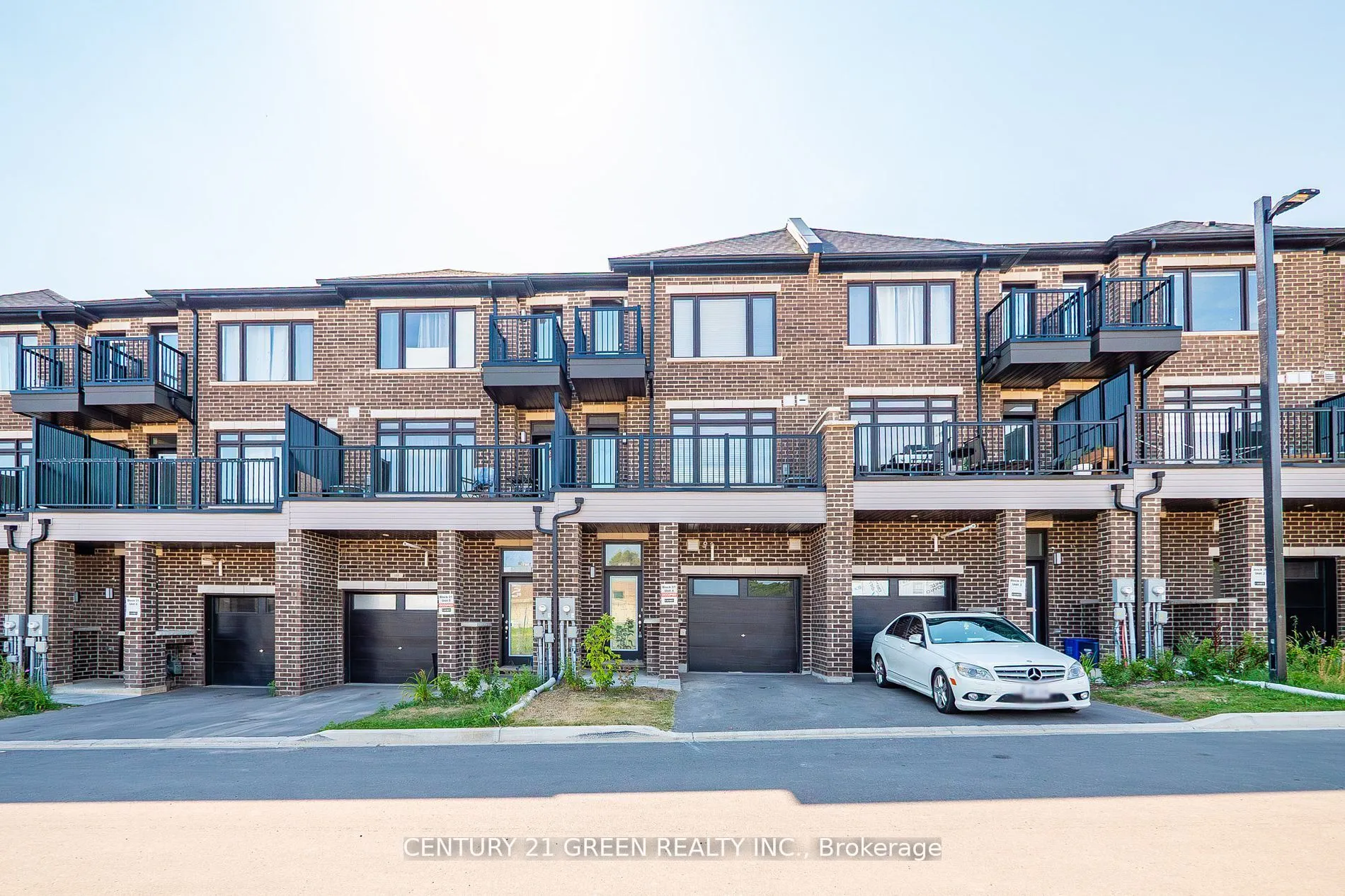 585 Colborne Street, ON N3S 0K4