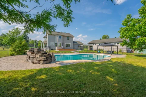 7474 Mitch Owens Road, ON K4P 1K9