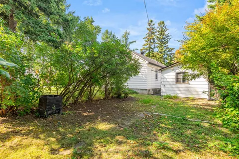 423 Ancaster Avenue, ON K2B 5B6