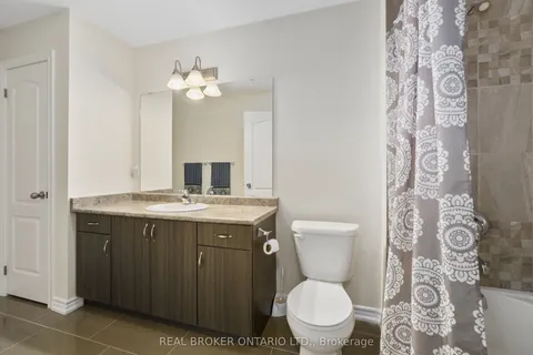 11 Old Trafford Drive, ON K0L 1Y0