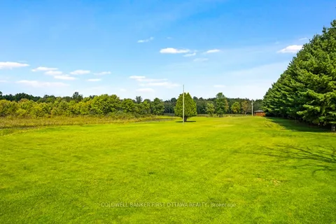 2499 BATHURST CONCESSION 2 Road, ON K7H 3C9