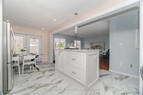 91 Young Crescent, ON L0S 1J7