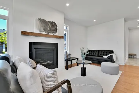 70 Nettle Crescent, ON K1T 0W9