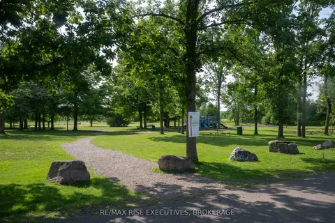 Pt Lt 7-8 Notre Dame Street, ON K0H 1V0