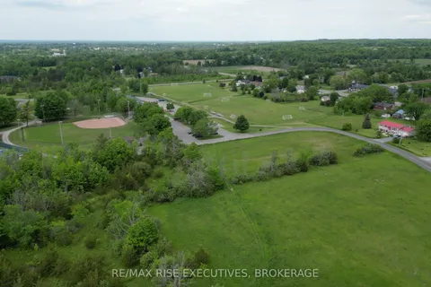 Pt Lt 7-8 Notre Dame Street, ON K0H 1V0