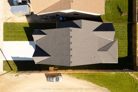 128 Scotts Drive, ON N0M 2J0