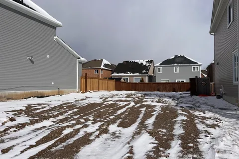 837 O'Reilly Crescent, ON L9V 2S7