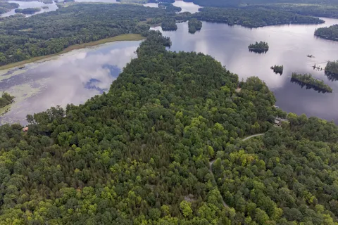 932 Burma Lane, ON K0E 1L0