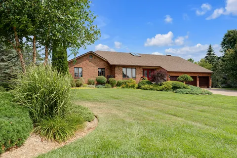 1673 St. Lawrence Avenue, ON K7L 4V1