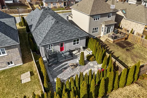 378 Lonsberry Drive, ON K9A 0K4