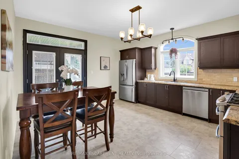 3238 Charleston Drive, ON L0S 1N0