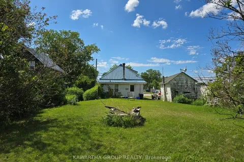 129 Lindsay Street, ON K0M 1N0