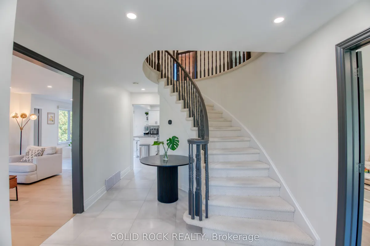 13 Weatherwood Crescent, ON K2E 7C5