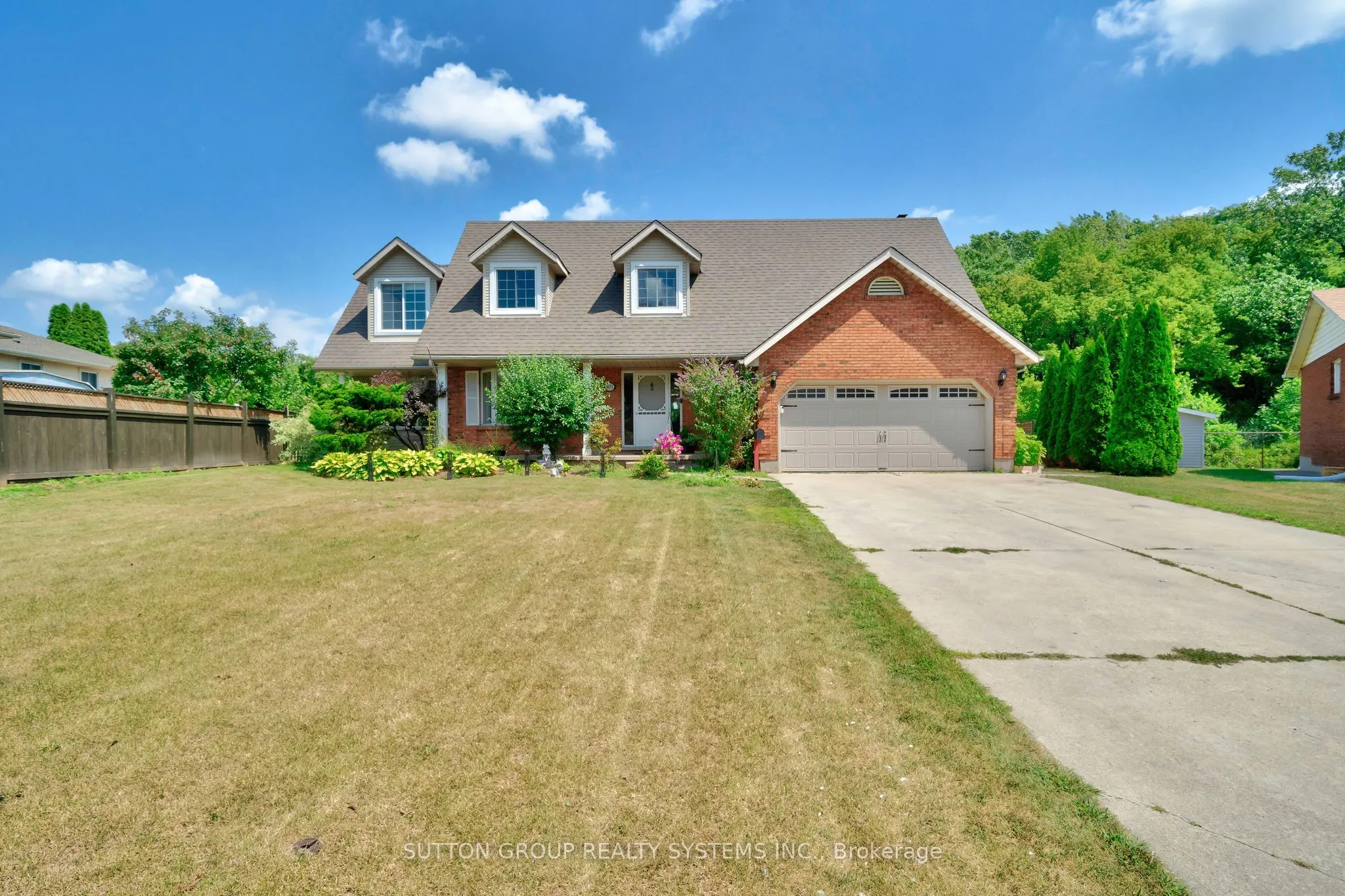 8017 Hampton Court, ON L2H 2R4