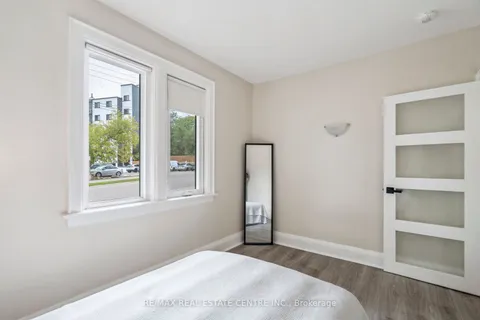 196 Silvercreek Parkway, ON N1H 3S7