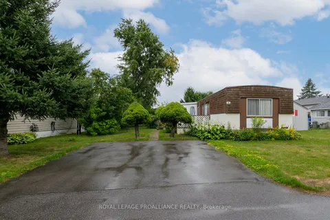 15 Thrush Lane, ON K8N 4Z3