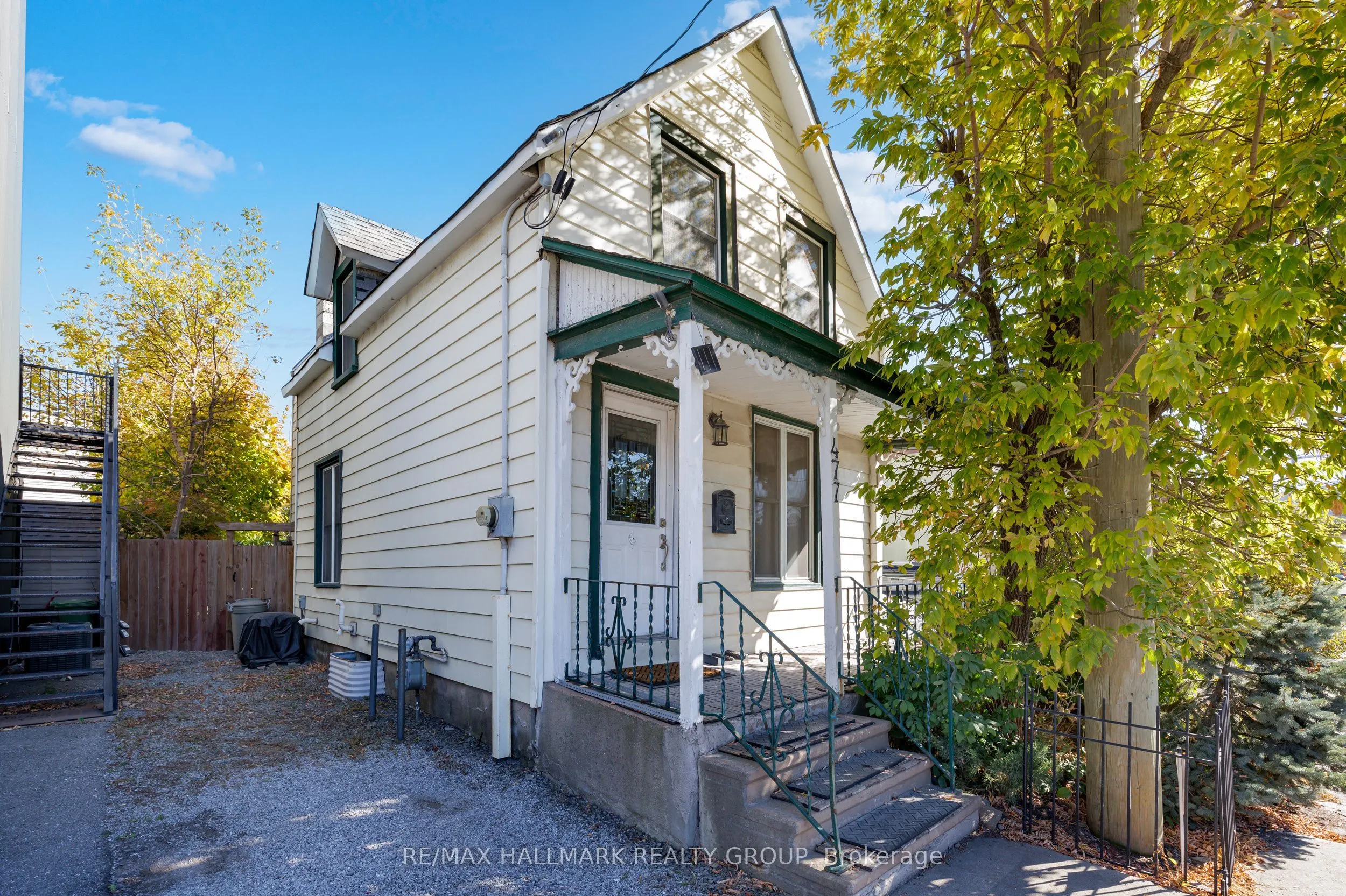 477 BOOTH Street, ON K1R 7L1