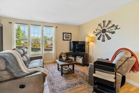 16 Centre Court, ON K0K 2C0