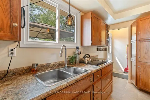 16 Centre Court, ON K0K 2C0