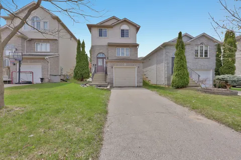 34 PHAIR Crescent, ON N5Z 5B5